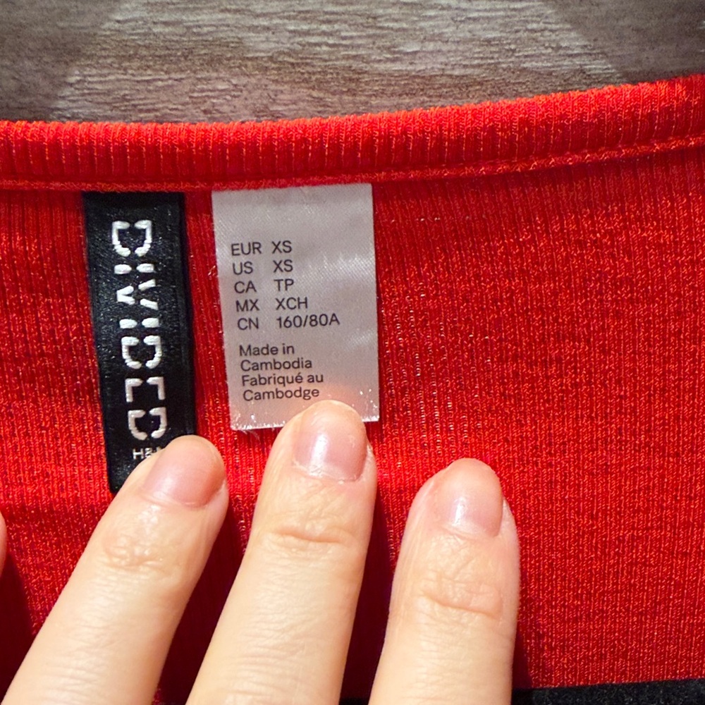 Divided Red Ruched Short-Sleeve Mini Dress - Picture 7 of 8